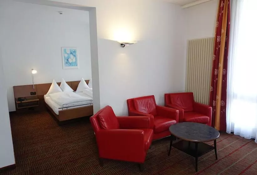 Fotos del hotel Schweizerhof:  17