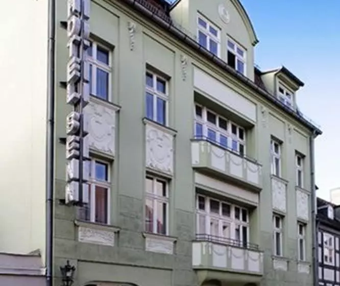 Fotos del hotel Benn:  6