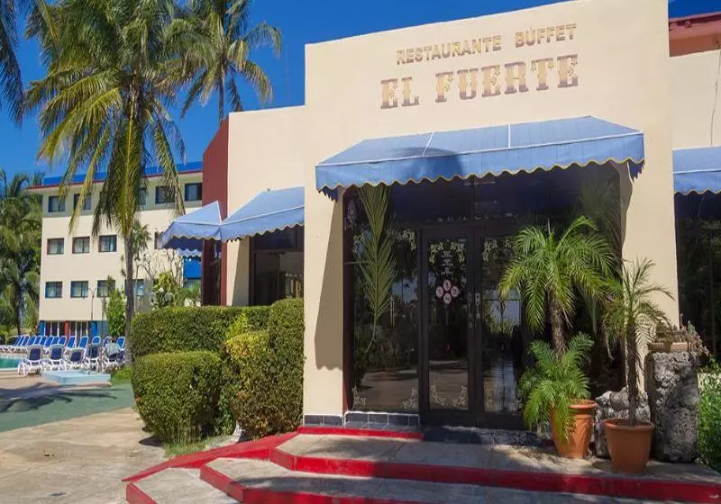 Fotos del hotel Club Tropical:  8