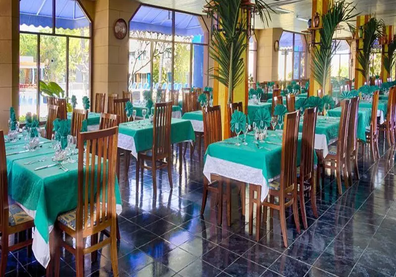 Fotos del hotel Club Tropical:  4