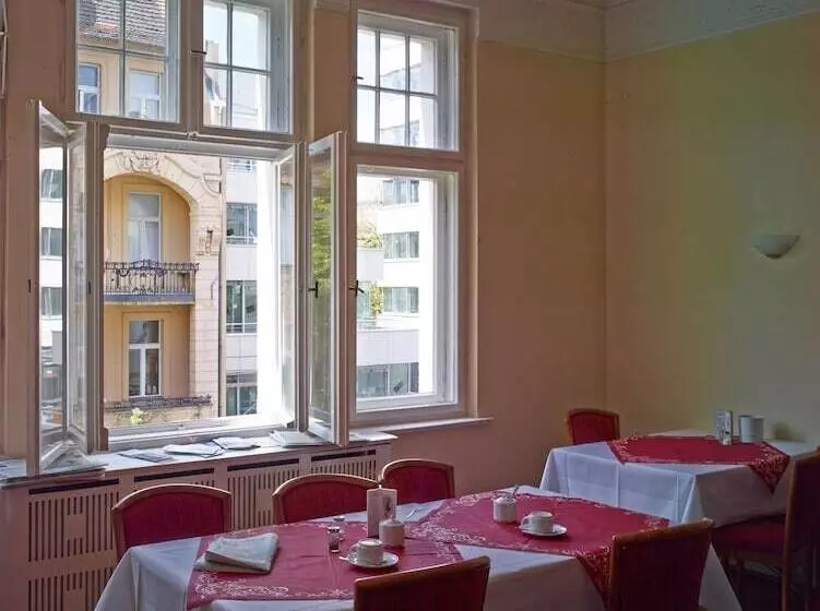 Fotos del hotel Kurfürst Am Kurfürstendamm:  2