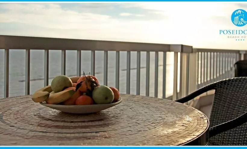 Fotos del hotel Poseidonia Beach:  13