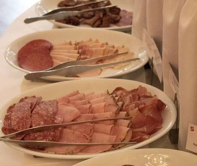 Fotos del hotel Savoy Berlin:  4