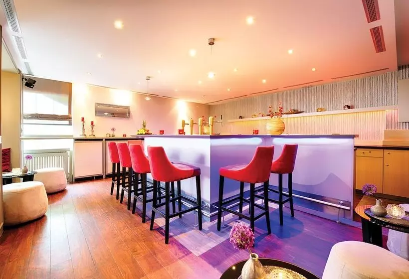 Fotos del hotel Leonardo Hotel Karlsruhe:  5