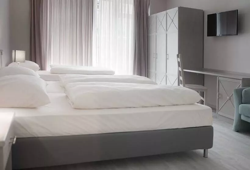 Fotos del hotel Deutsches Theater:  12