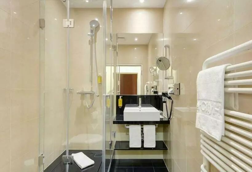 Fotos del hotel Intercity München:  8