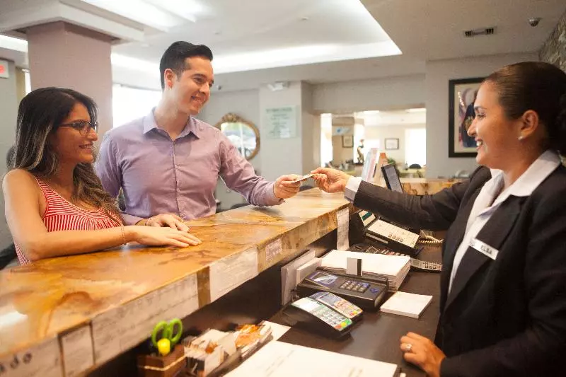 Fotos del hotel Ramada:  8