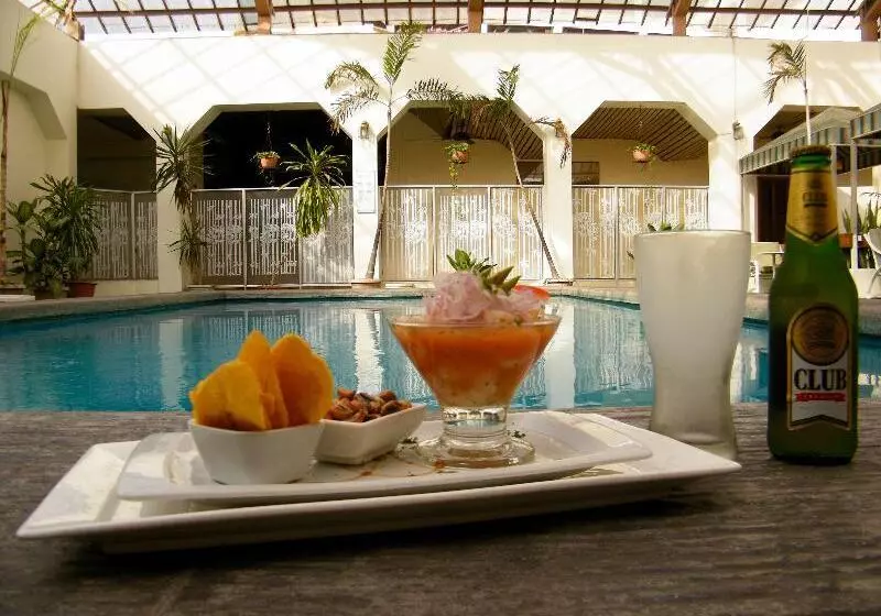 Fotos del hotel Ramada:  12