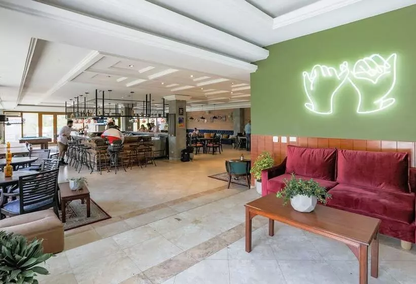 Fotos del hotel Selina Cuenca:  25