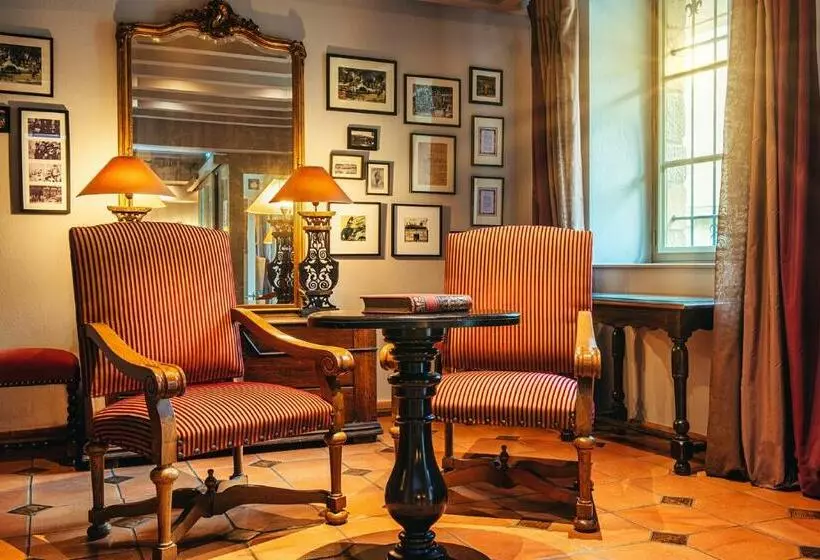 Fotos del hotel Best Western Le Donjon – Cœur De La Cité Médiévale:  5