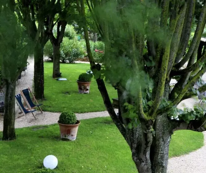 Fotos del hotel Best Western Le Donjon – Cœur De La Cité Médiévale:  25