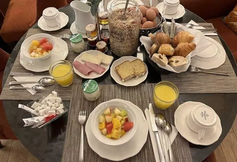 Fotos del hotel Les Tournelles:  8