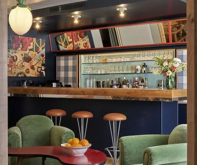 Fotos del hotel Hôtel D Angleterre Champselysées:  3