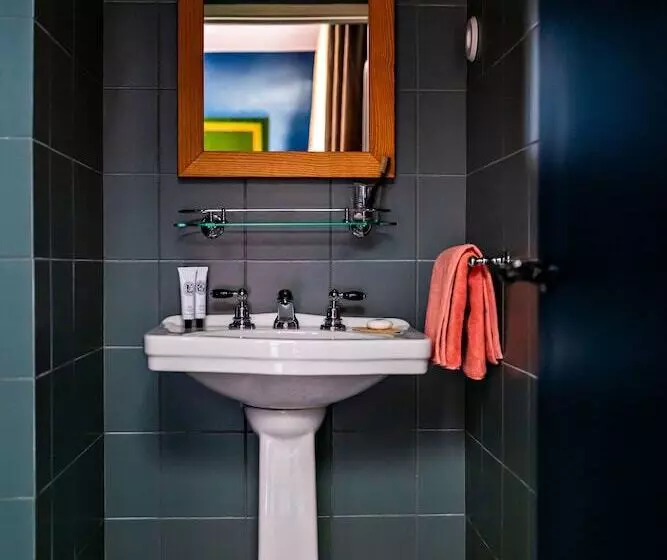 Fotos del hotel Hôtel D Angleterre Champselysées:  8