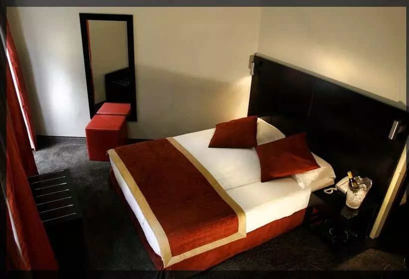 Fotos del hotel De Suède:  2