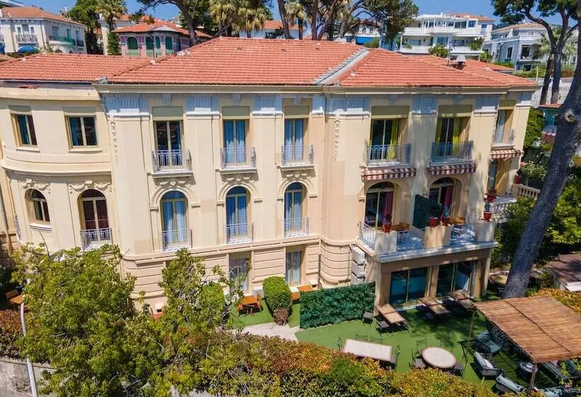 Hôtel Du Petit Palais