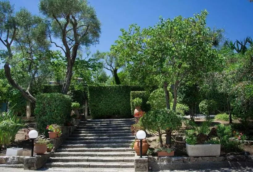 Fotos del hotel Mas Djoliba:  12