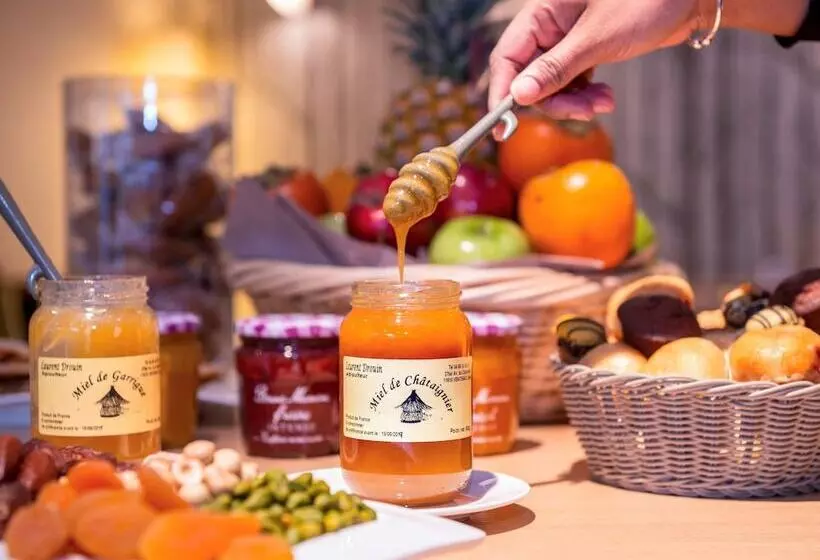 Fotos del hotel Mercure Carcassonne Porte De La Cité:  25