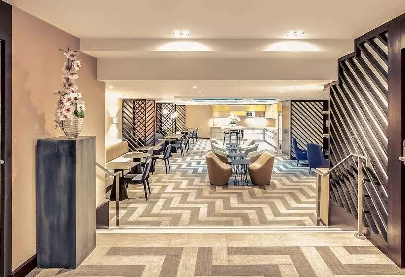 Fotos del hotel Mercure Paris Arc De Triomphe Etoile:  9