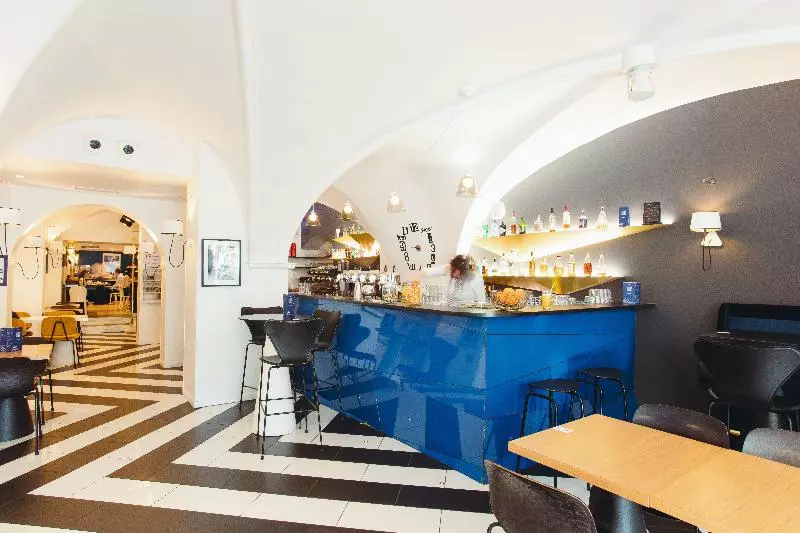 Fotos del hotel Hôtel Le Lion:  5