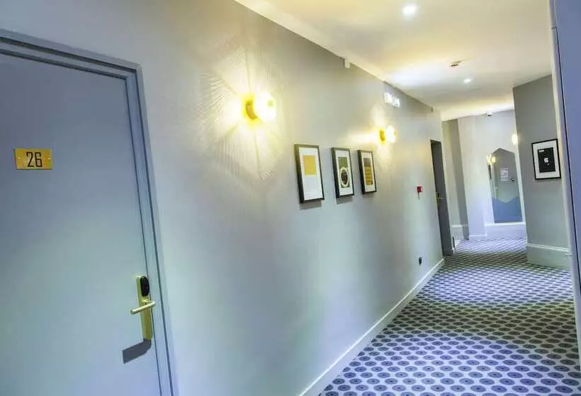 Fotos del hotel Hôtel Le Lion:  2