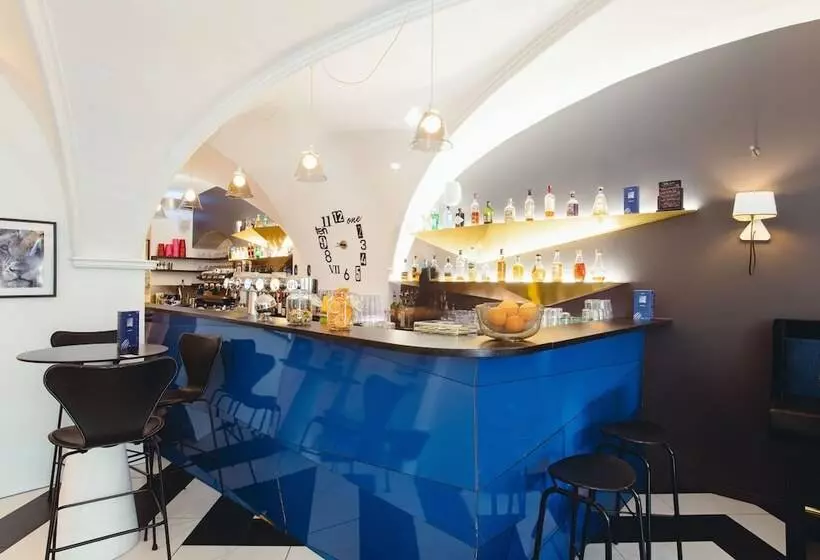 Fotos del hotel Hôtel Le Lion:  12