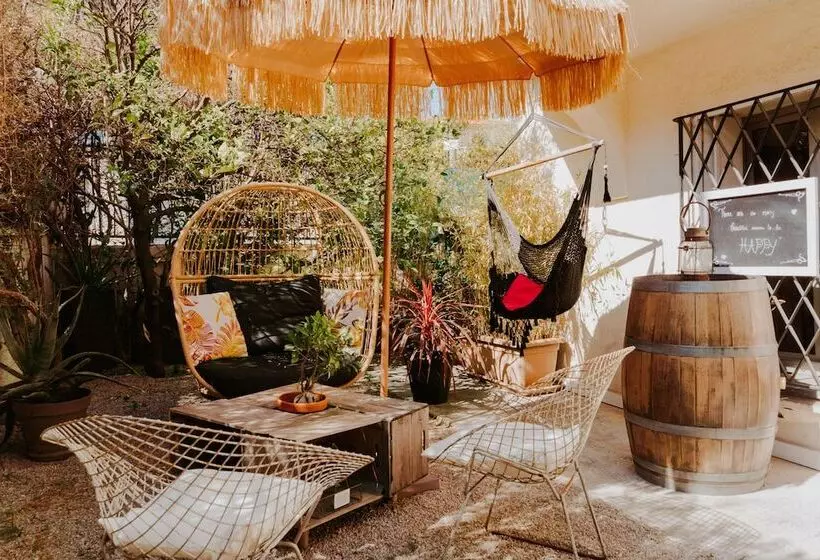 Fotos del hotel Hôtel Le Petit Castel:  21