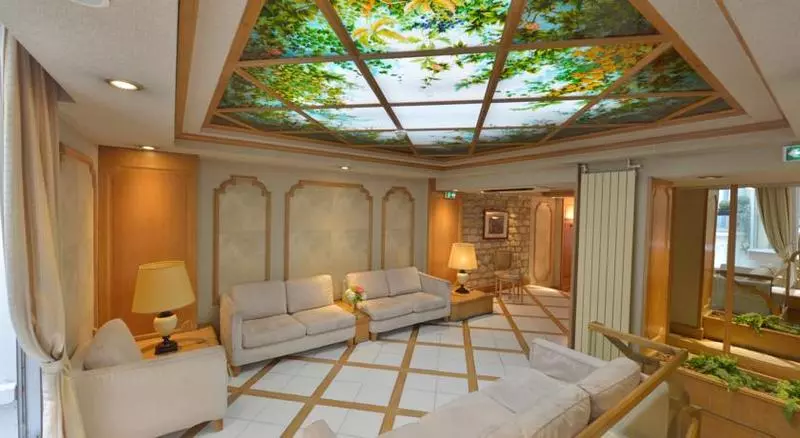 Fotos del hotel Hôtel Renoir Montparnasse:  5