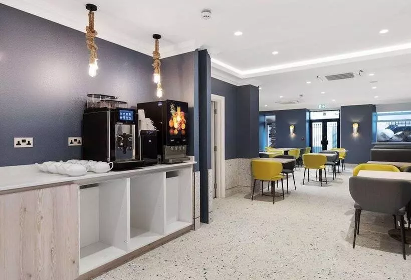 Fotos del hotel Commodore:  7