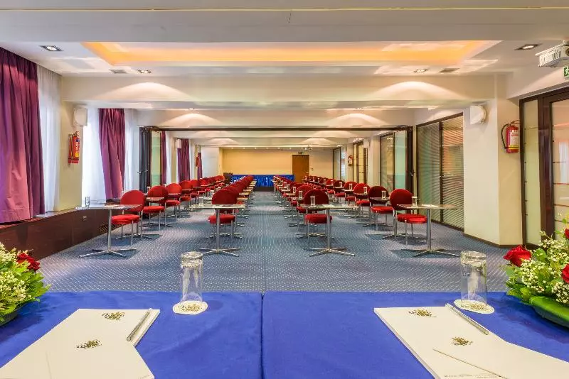 Fotos del hotel Queen Olga:  23