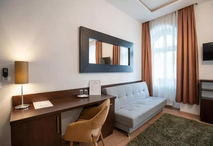Fotos del hotel átrium Art & Rooms:  19
