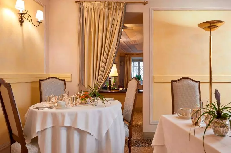 Fotos del hotel Albergo Terminus:  21