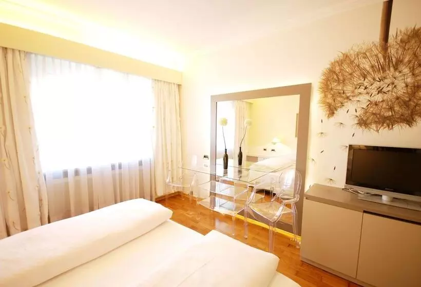 Fotos del hotel Aurora:  4