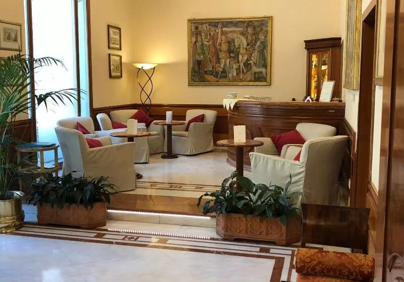 Fotos del hotel Pierre:  3