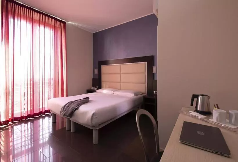 Fotos del hotel Five:  5