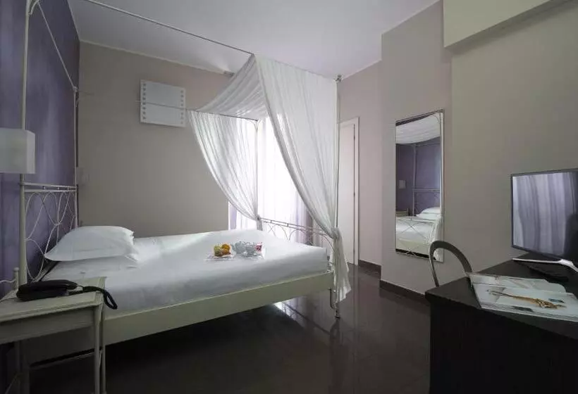 Fotos del hotel Five:  25