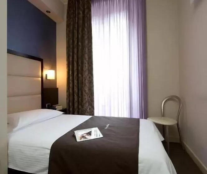 Fotos del hotel Five:  20