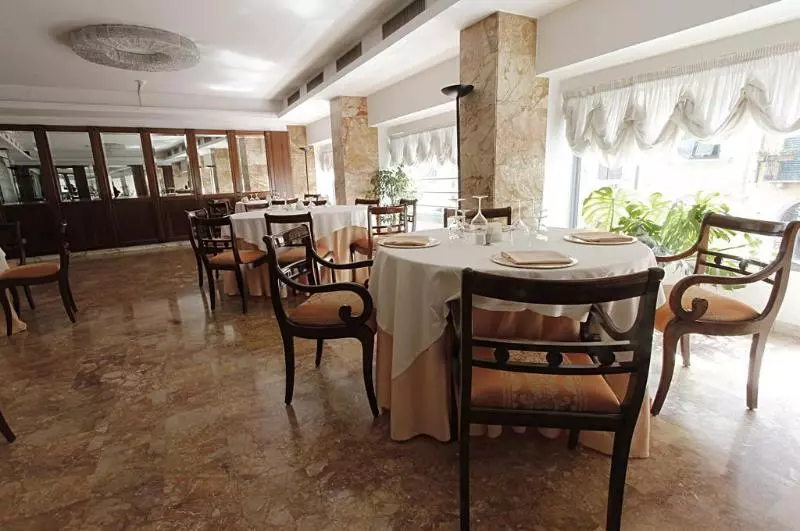 Fotos del hotel Grand Hotel Duomo:  4