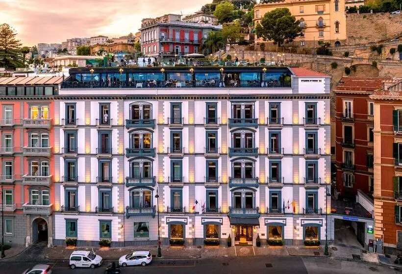 Grand Hotel Parker’s