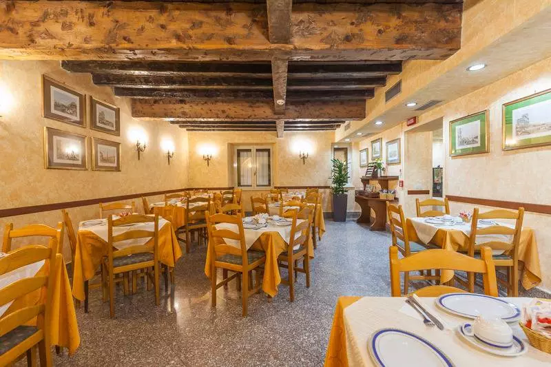 Fotos del hotel Madison:  8