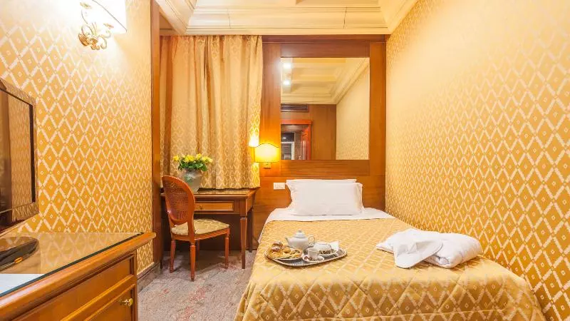 Fotos del hotel Madison:  2