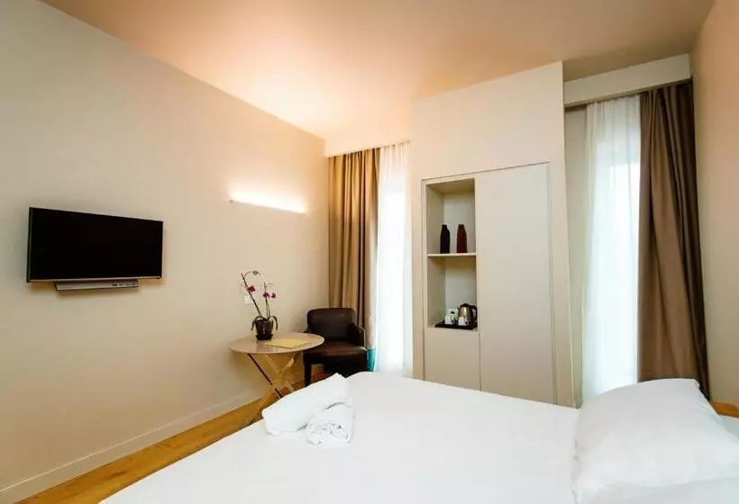 Fotos del hotel Politeama:  9