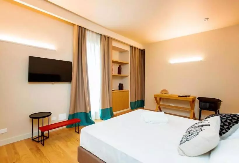 Fotos del hotel Politeama:  6