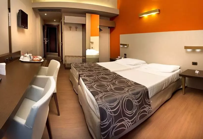 Fotos del hotel Soperga:  10