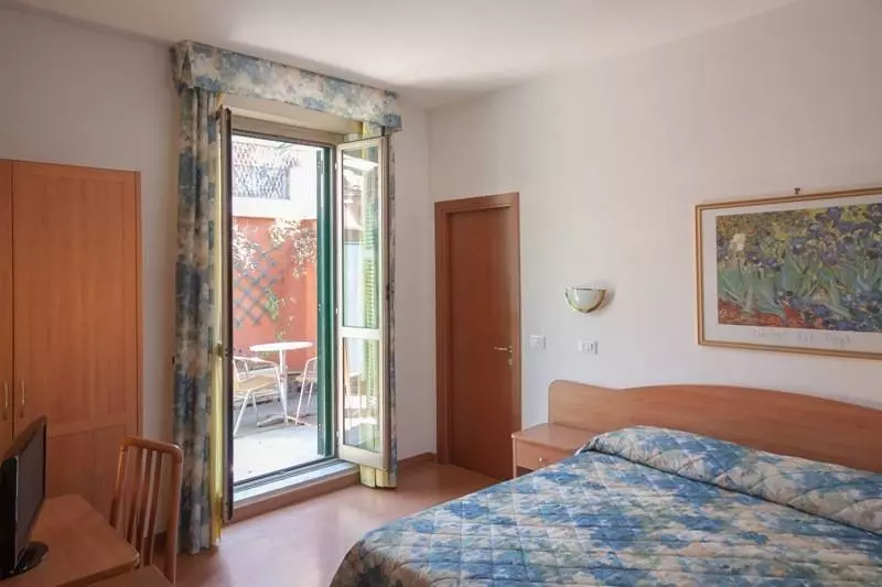 Fotos del hotel Tirreno:  23