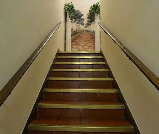 Fotos del hotel Tirreno:  8