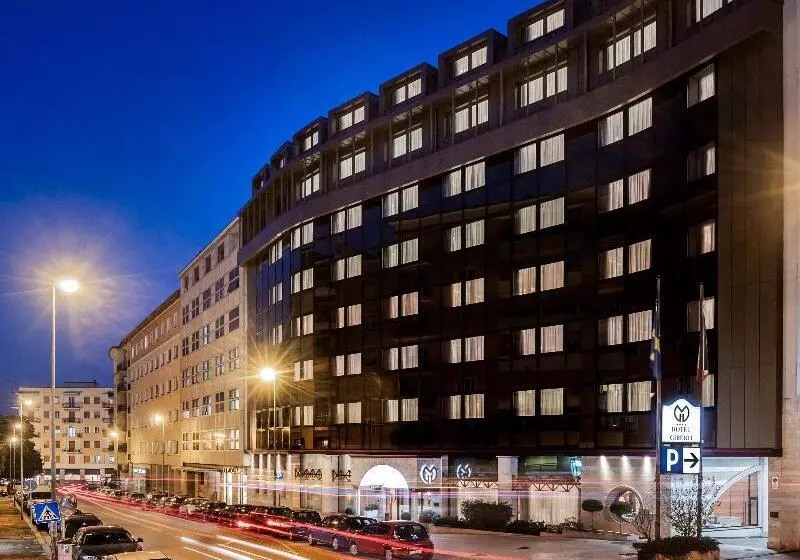 Fotos del hotel Giberti:  9