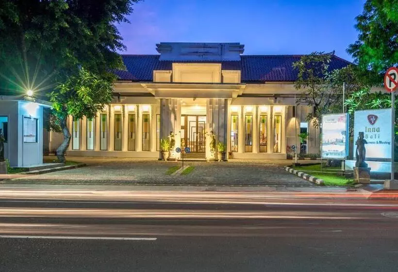 Inna Bali Heritage Hotel
