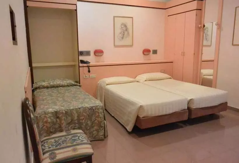 Fotos del hotel Le Petit:  10