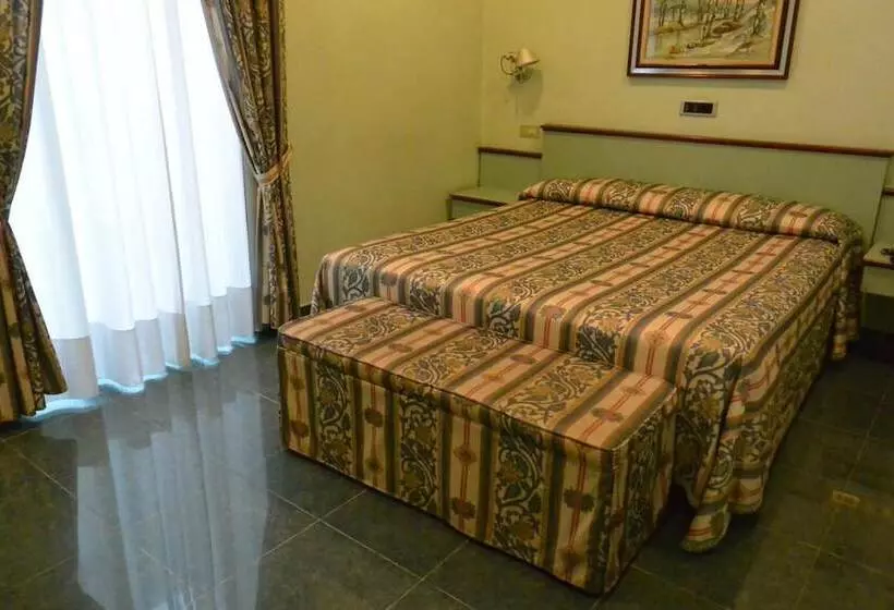 Fotos del hotel Le Petit:  14